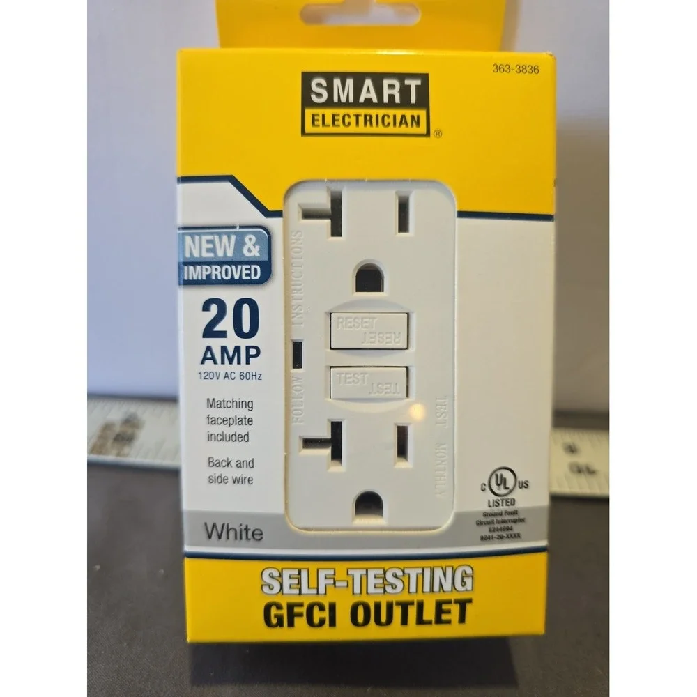 Smart Electrician 20 Amp Self Testing Gfci Outlets. White